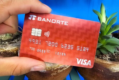 Requisitos para sacar tarjeta de débito Banorte